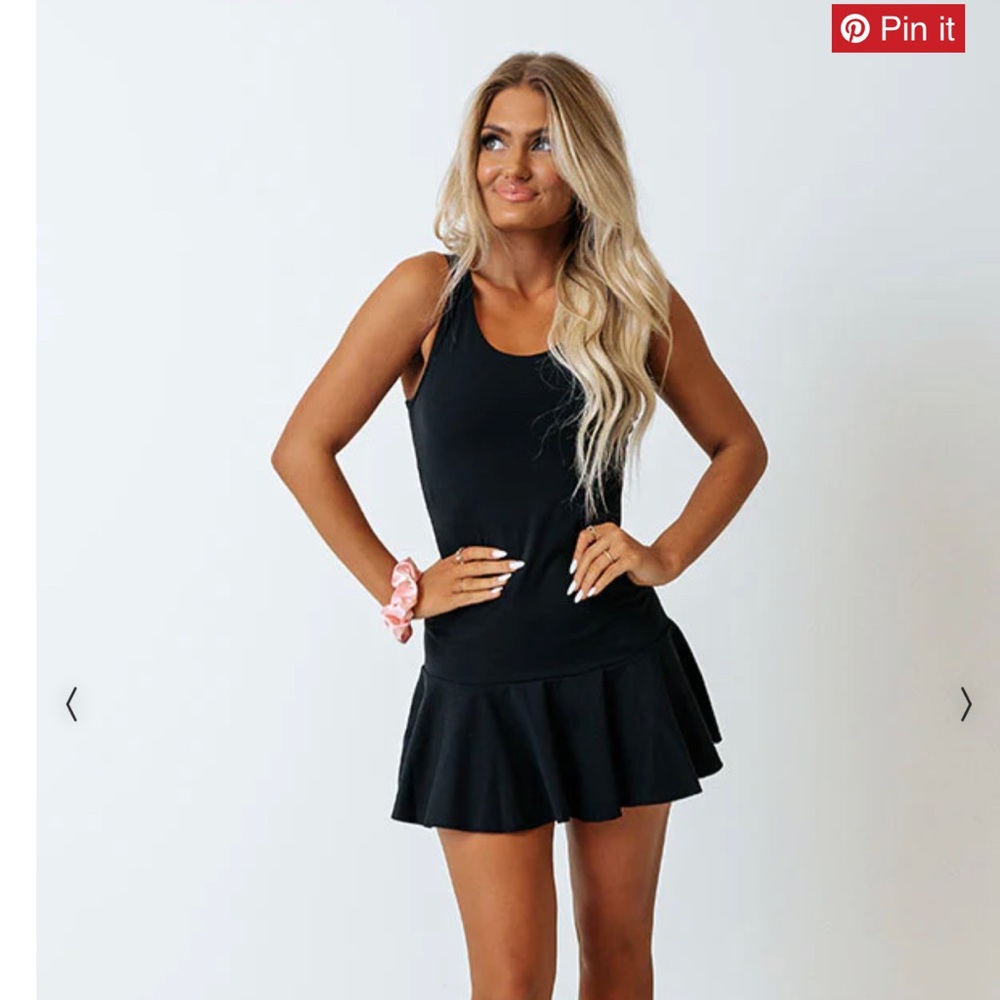 Darling Black Mono B Athletic Dress EUC Sz L (fits like M)